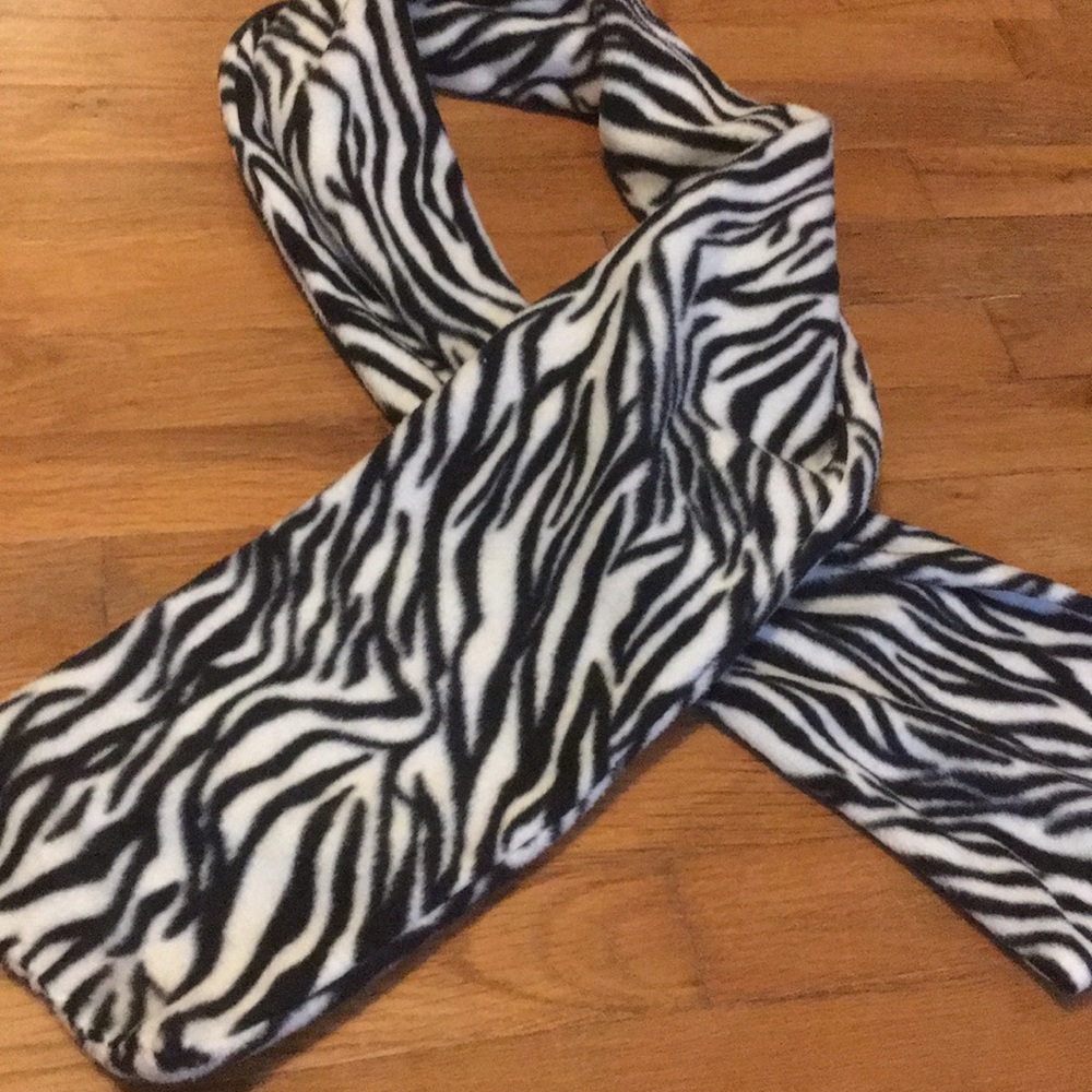 Zebra scarf